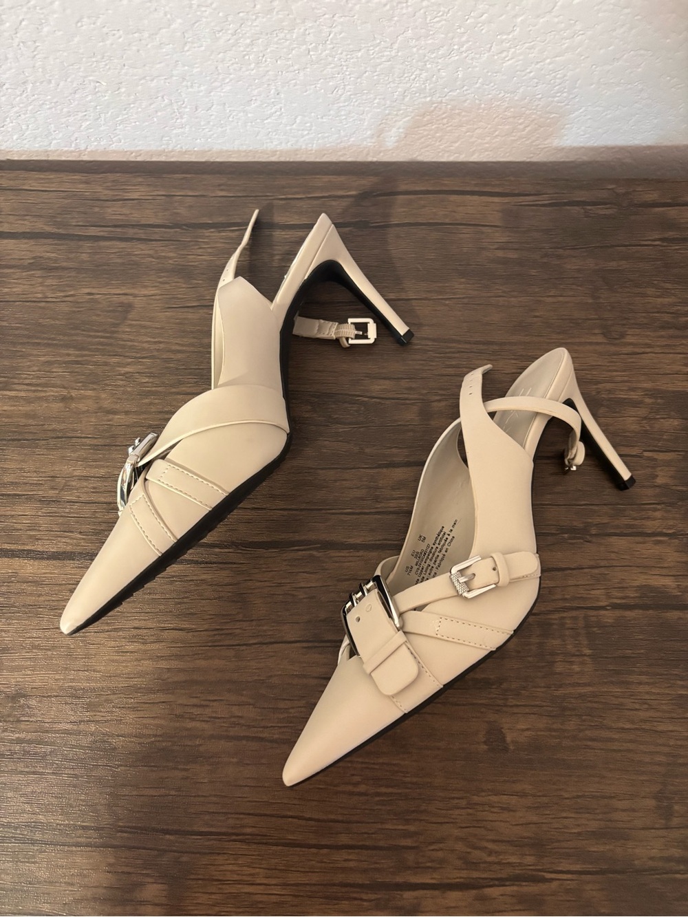 DKNY heels shoes size 7.5 - Picture 2 of 5
